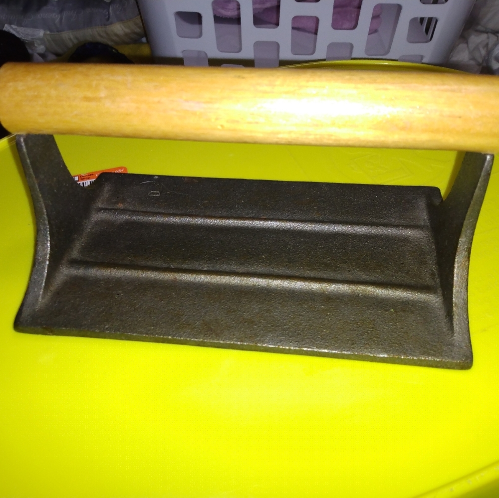 New bacon press
